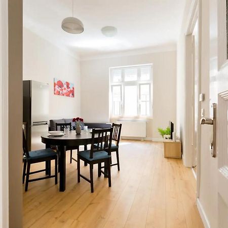 Kresz Geza 29 Westend Station 2 Bedrooms+Living Ac Budapest Exterior foto