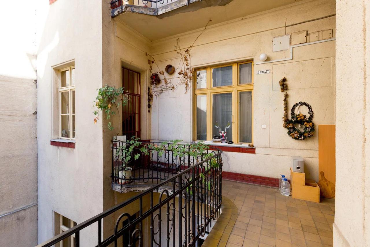 Kresz Geza 29 Westend Station 2 Bedrooms+Living Ac Budapest Exterior foto